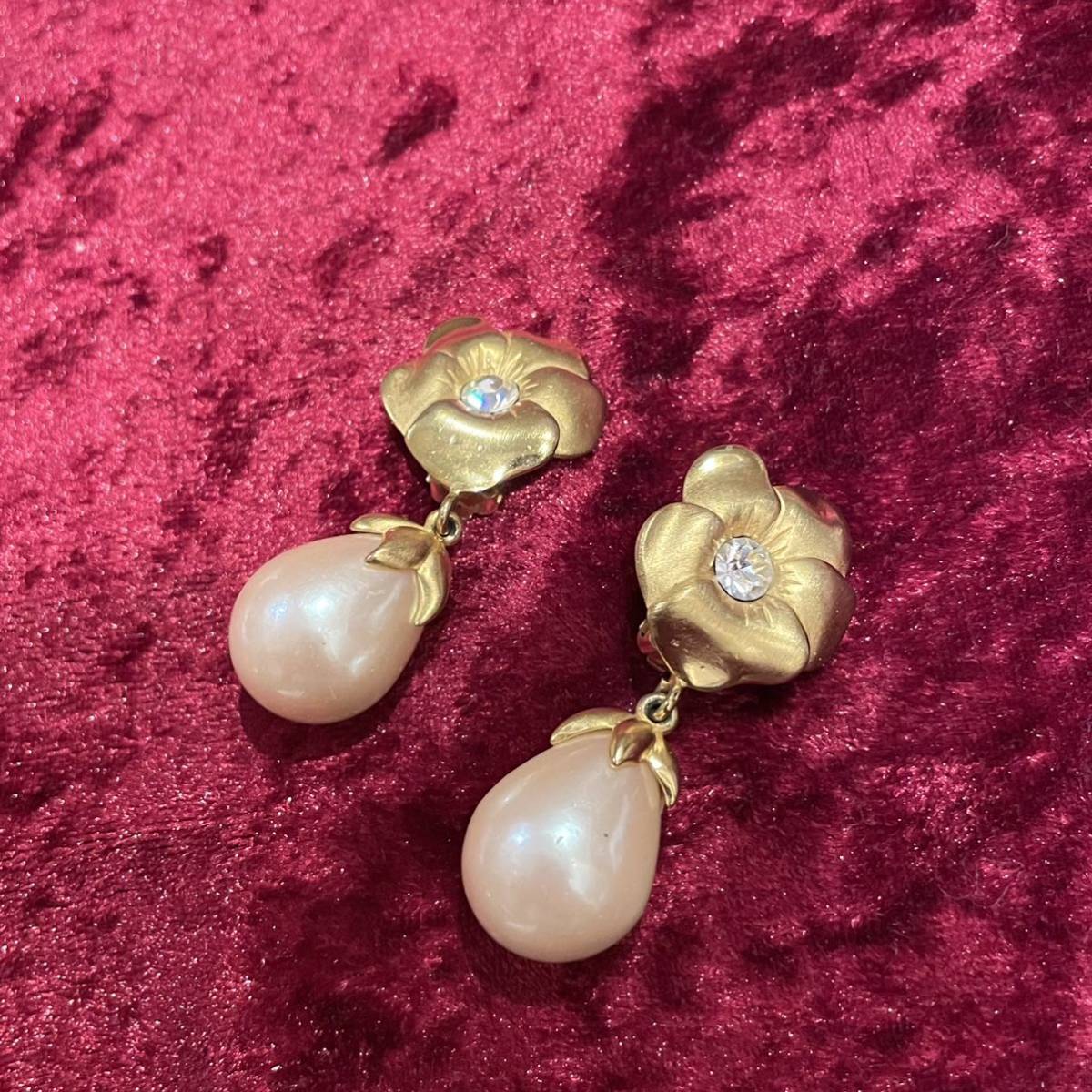 vintage GIVENCHY ジバンシー ジバンシィ パールモチーフ 花