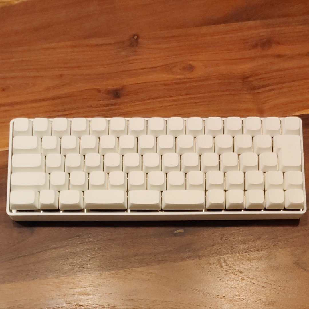 自作キーボード 親指シフト 日本語配列 静音赤軸 無刻印（¥18,000）