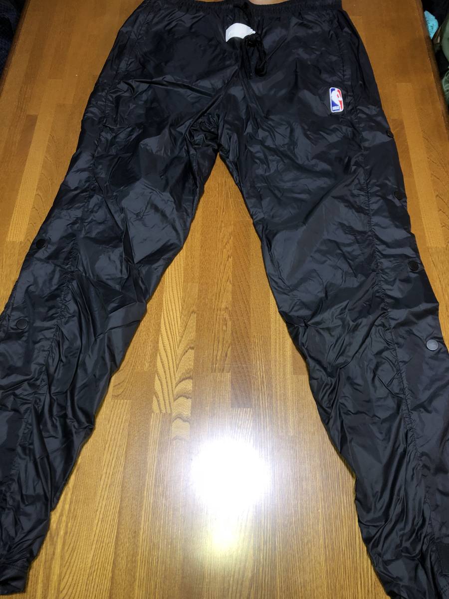 NIKE FEAR OF GOD NBA ナイキ 18AW Warm Up Pant サイズ:S サイドボタンナイロンロングパンツ ブラック_画像2
