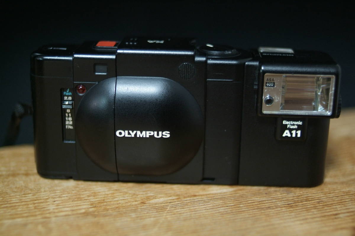 100%正規品 XA オリンパス 【06-2】OLYMPUS A11 F2.8 35mm F-ZUIKO Flash Electric - コンパクト カメラ - labelians.fr