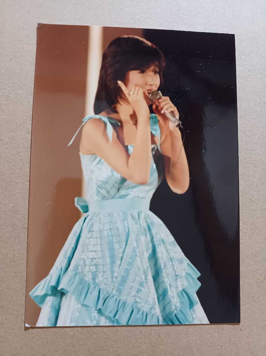 Yahoo!オークション - 岡田有希子さん生写真009 Yahoo!オークション - 岡田有希子さん生写真009