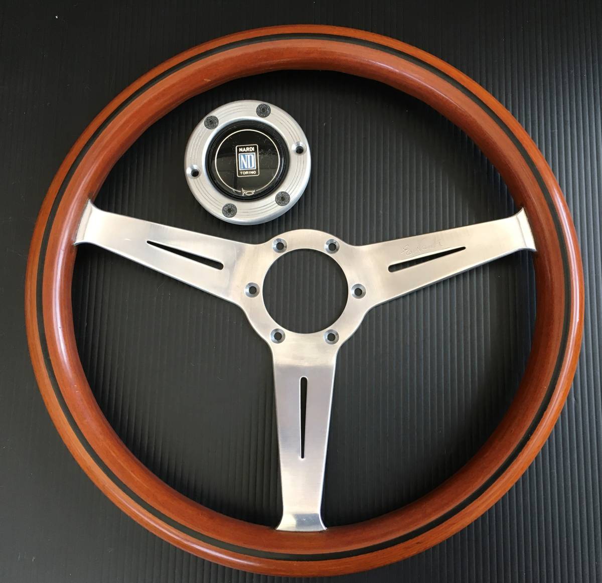 ナルディ NARDI クラシック ウッド シルバースポーク ステアリング 36パイ