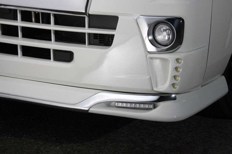 ダイハツ 500系 ハイゼット ジャンボ・ハイゼット フロントスポイラー（LED付） 無塗装 軽トラ カスタム パーツ