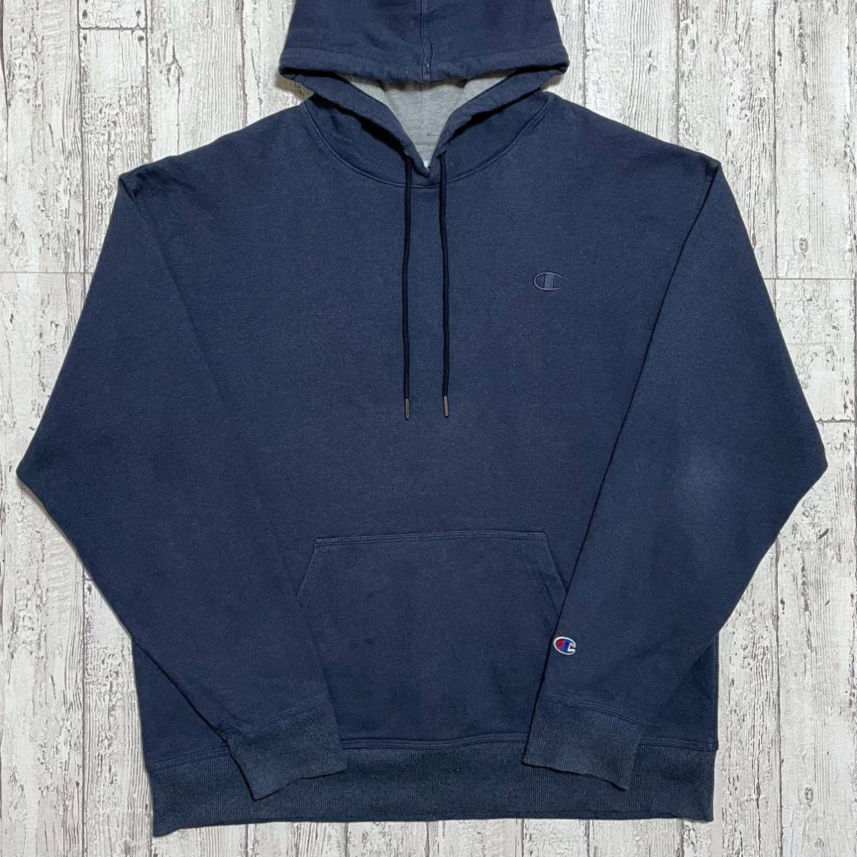 定番アイテム】チャンピオン champion スウェットパーカー ビッグ