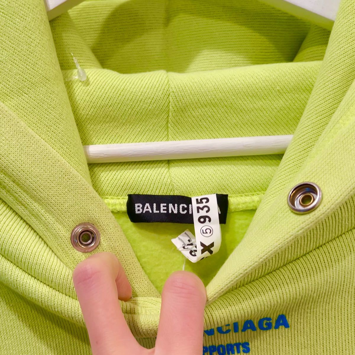 BALENCIAGAパーカー ネオン バレンシアガパーカー WFP | smsgolubovci.me