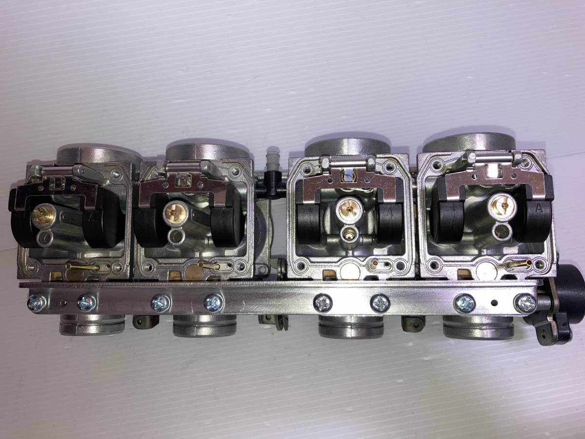 希少 黒入荷! YAMAHA XJR400 オーバーホール済み 4HMキャブレター - エンジン、冷却装置