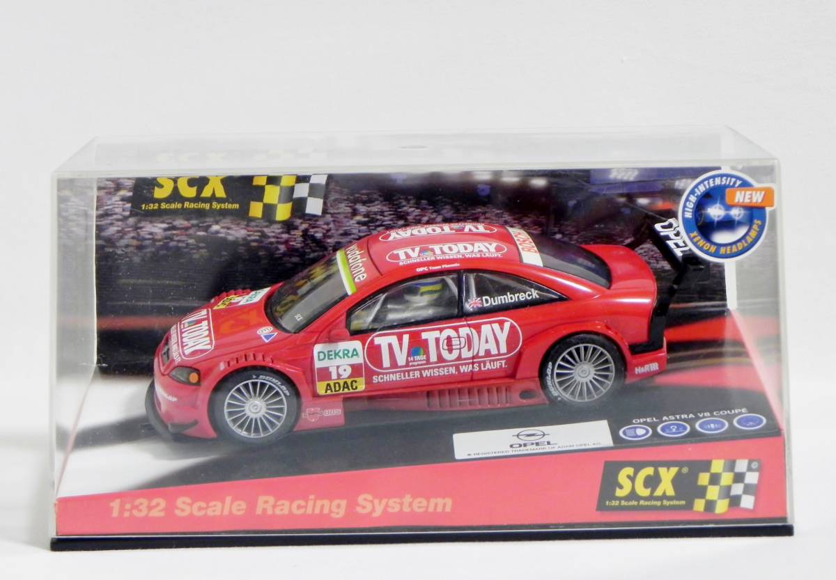 SCX 1/32 OPEL ASTRA V8 COUPE DTM 