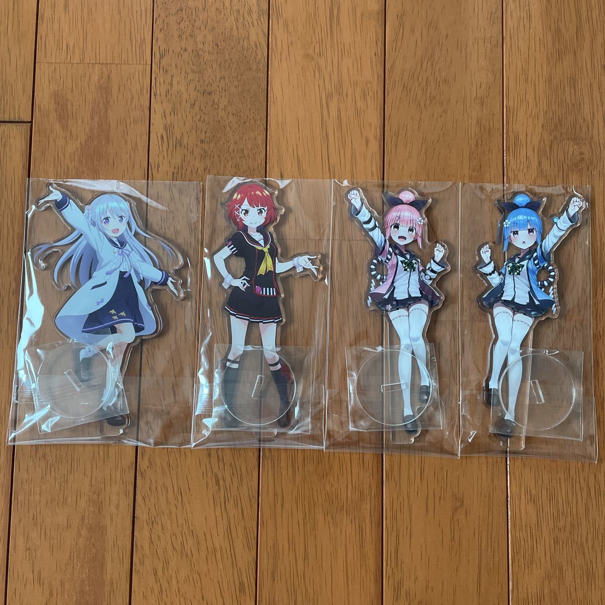 ヤフオク! - 温泉むすめ アクリルスタンド 有馬 輪花 楓花 上諏訪 雫...