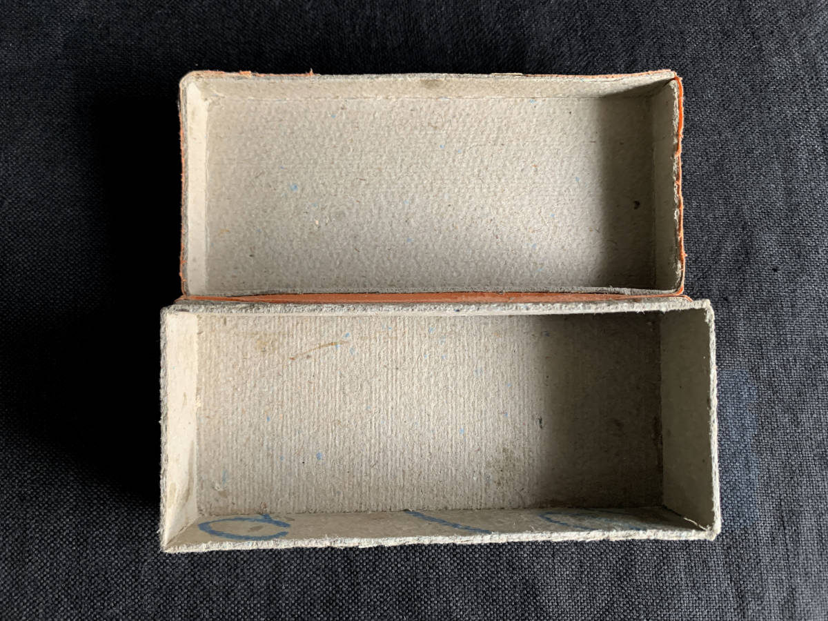フランス 19世紀後期 紙箱 箱 ペーパー ボックス ケース ガラスネガ 銀板写真 ボタン 手芸 刺繍 カルトナージュ 美術 骨董 アンティーク 5_画像6