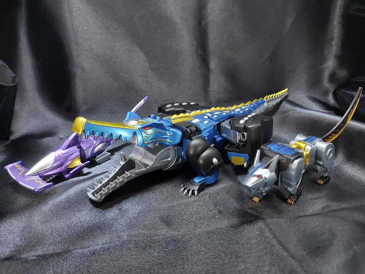 SMP ガオハンターブルームーン 塗装済み 完成品 百獣戦隊 SMP ガオハンターブルームーン 塗装済み 完成品 百獣戦隊