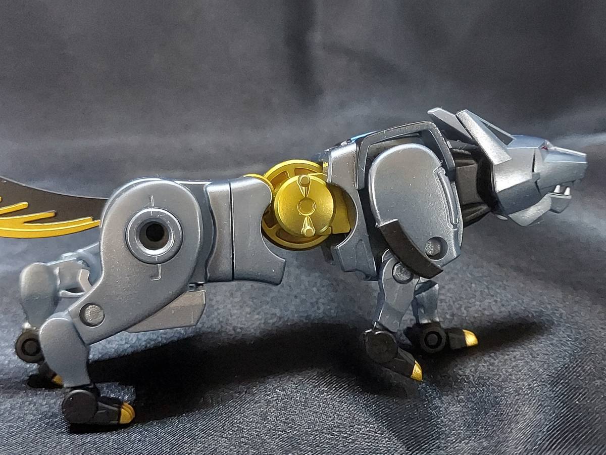 SMP ガオハンターブルームーン 塗装済み 完成品 百獣戦隊 SMP ガオハンターブルームーン 塗装済み 完成品 百獣戦隊