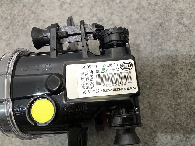 美品! ルーテシア BJAH5H 純正 右フォグランプ/ライト/レンズ LED HELLA 222.321-02 26150-00Q0B ルノー(111995)_画像6