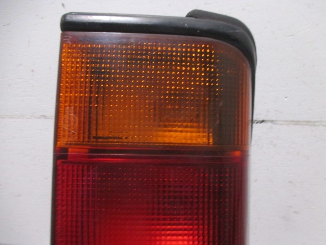  Bongo Browny SREAV правый задний фонарь / свет / линзы KOITO 220-61419 Mazda (96414)