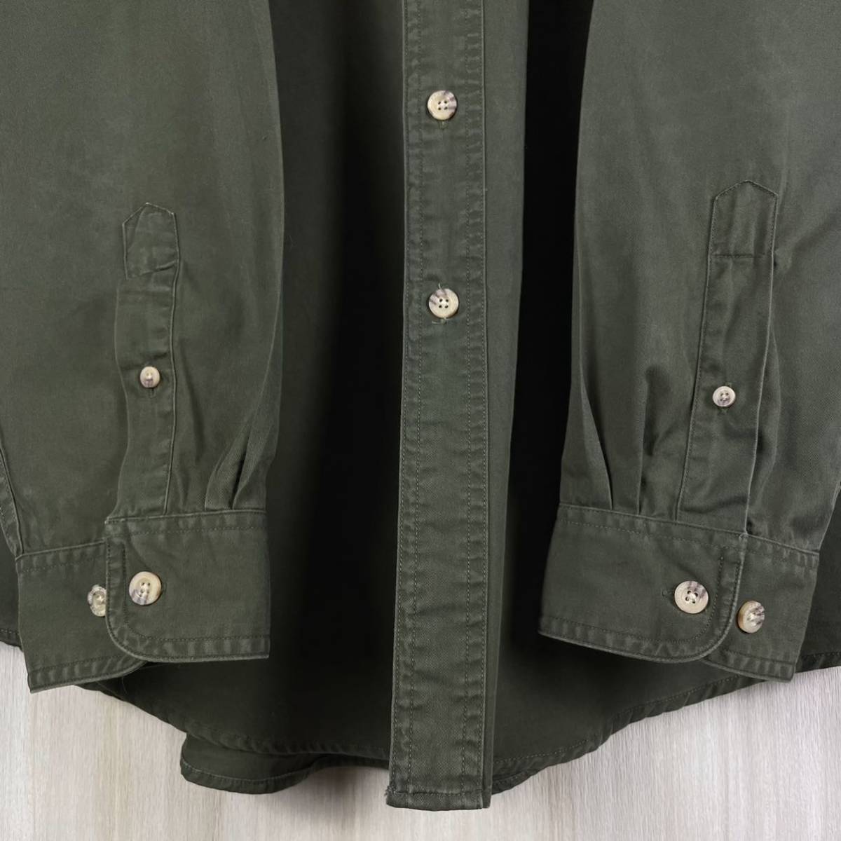 激レア】カーハート 刺繍 企業ロゴ 革タグ ロゴボタン 胸 激レア】カーハート 刺繍 企業ロゴ 革タグ ロゴボタン 胸