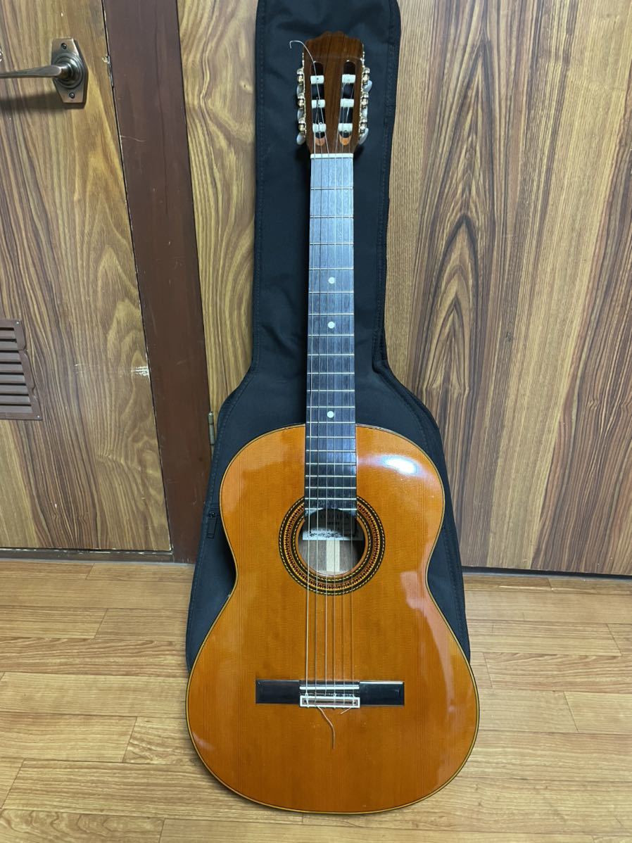 小平KODAIRAクラシックギターAST50ハードケース付 fkip.unmul.ac.id