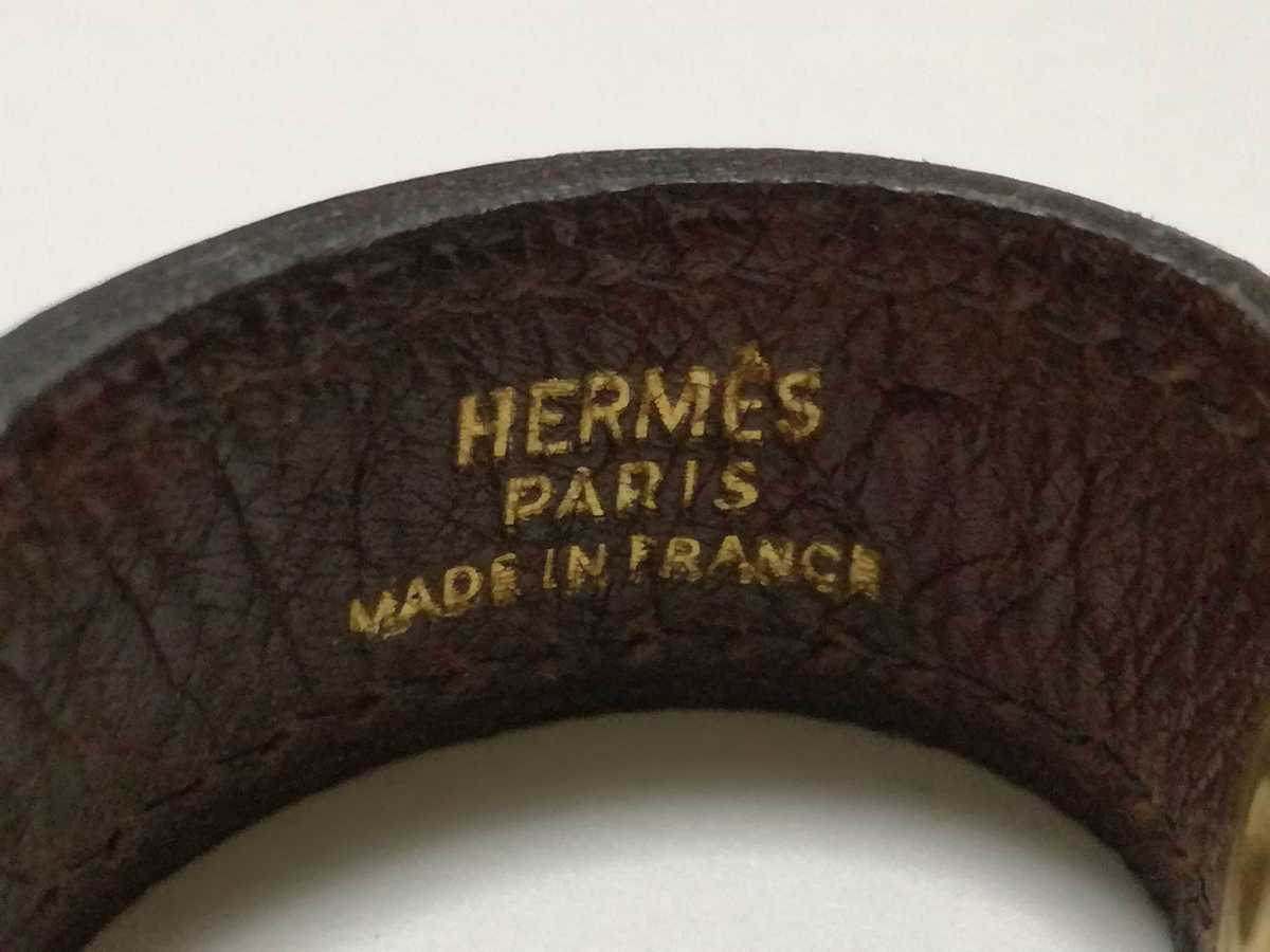 HERMES Hermes glove holder Ostrich leather Brown Gold charm key holder 