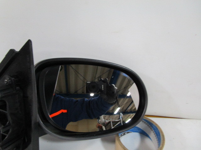 [Y55*D4] original ABA-84609 Chrysler Epsilon right door mirror side mirror [01704801500]