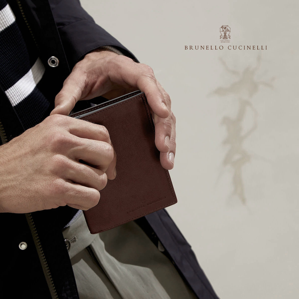 No.3166★Brunello Cucinelli ブルネロクチネリ★最高級カーフレザー パスポートカバー★巾着プレゼント★_画像1