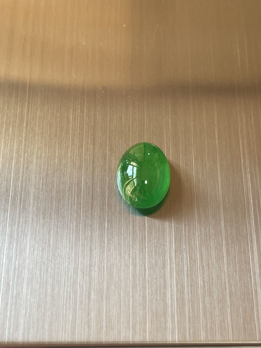 天然翡翠裸石 高級ジュエリーオーダーメイド用 綺麗な緑色 重さ13.0ct-