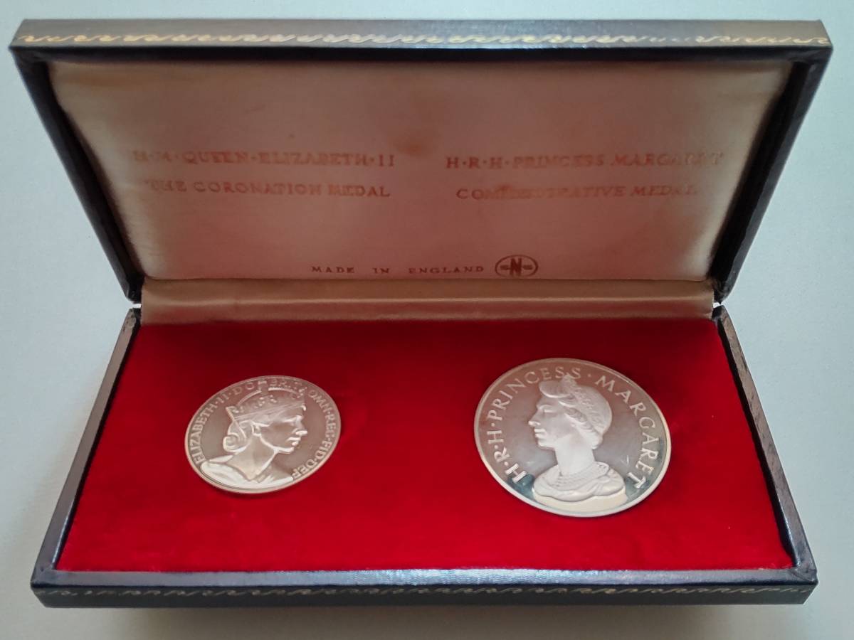 記念銀メダル エリザベスⅡ世載冠式 マーガレット王女来日記念銀メダル 未使用
