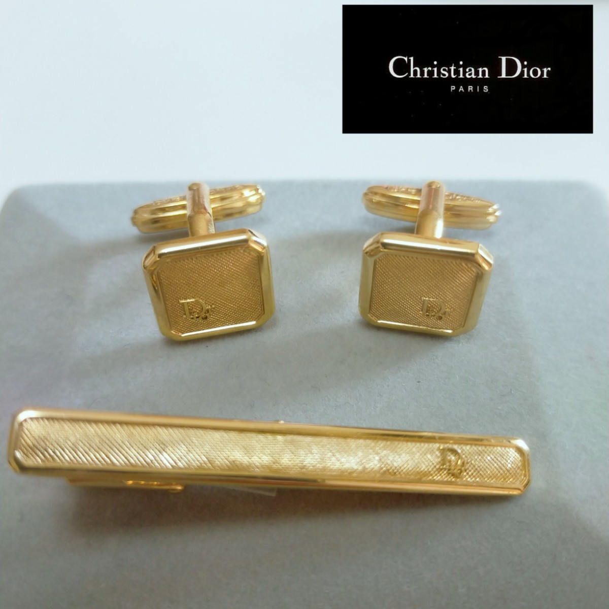 注目 Christian Dior クリスチャンディオール カフス ２セット 