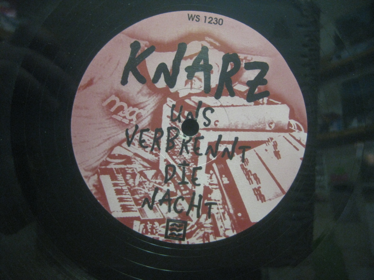 Knarz / Uns Verbrennt Die Nacht ◆LP4646NO GSP◆12インチ_画像2