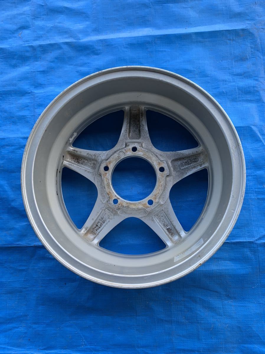 サイズはSサイズ メーカー不明ジムニーアルミホイール16インチ 5.5J 5穴PCD139.7 オフセット22 4本セット サイズはSサイズ メーカー不明ジムニーアルミホイール16インチ 5.5J 5穴PCD139.7 オフセット22 4本セット