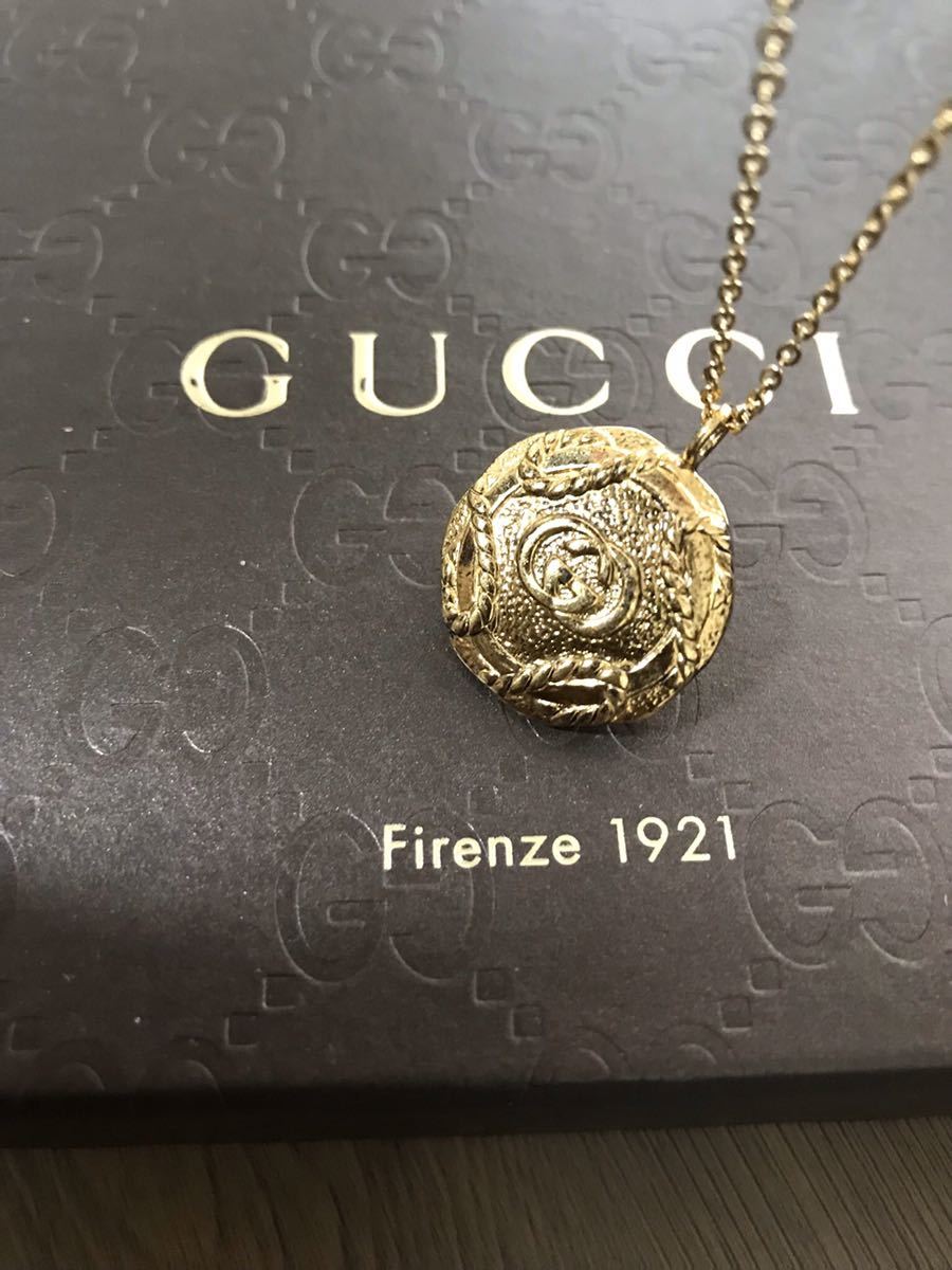 激レア 正規美品 OLD GUCCIオールドグッチロゴチャーム ゴールド色