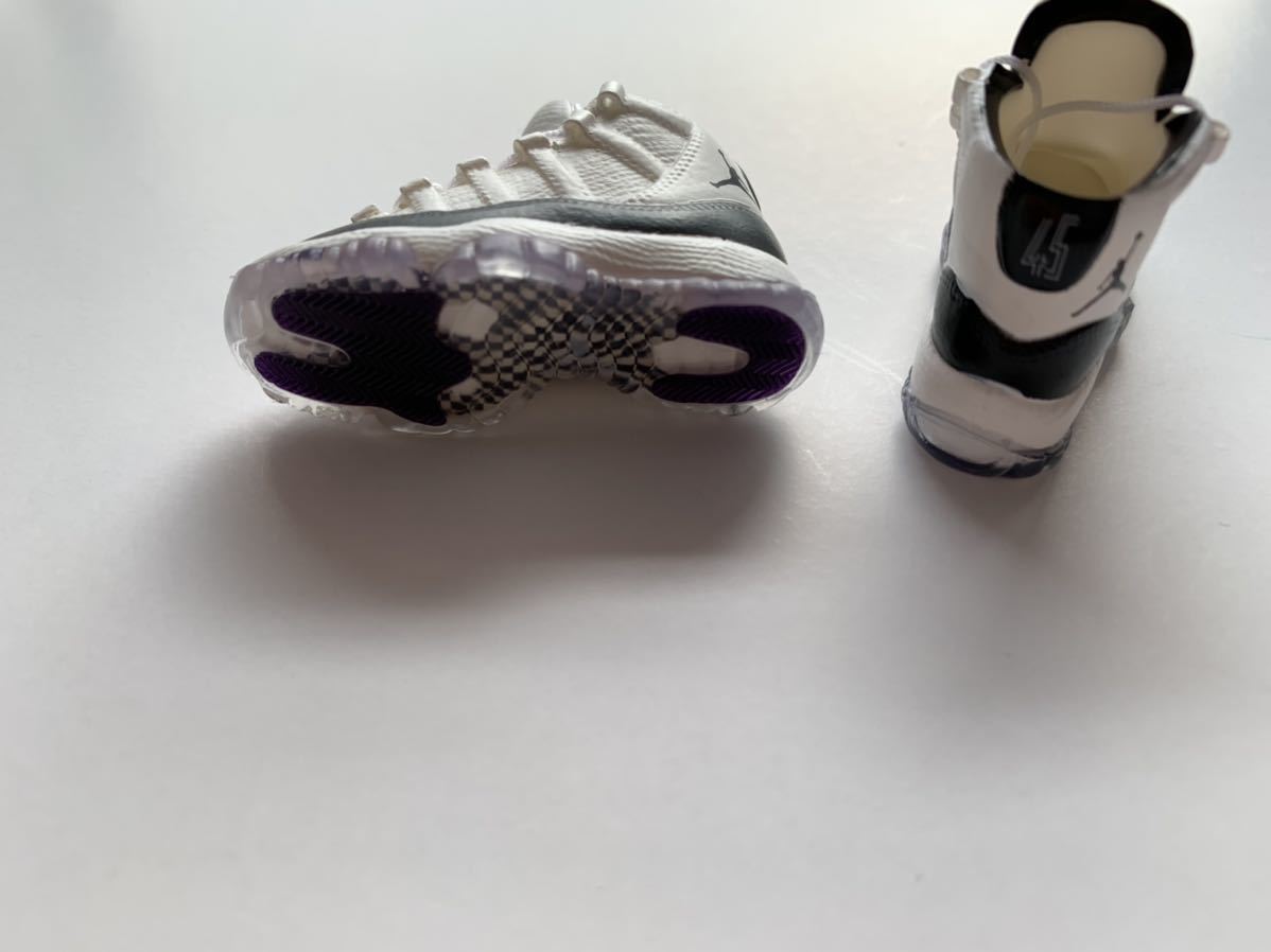 aj11 ナイキ スニーカー フィギュア ミニチュア NIKE|Yahoo aj11 ナイキ スニーカー フィギュア ミニチュア NIKE|Yahoo