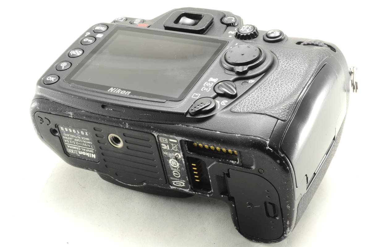 Nikon(ニコン) D300ボディー(元箱あり)1000円から!|カメラ Nikon(ニコン) D300ボディー(元箱あり)1000円から!|カメラ