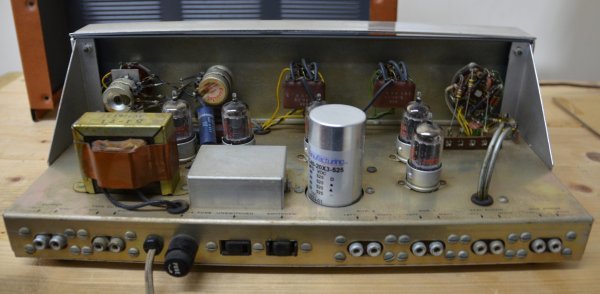 Heathkit AA-141 vacuum tube stereo pre-amplifier 