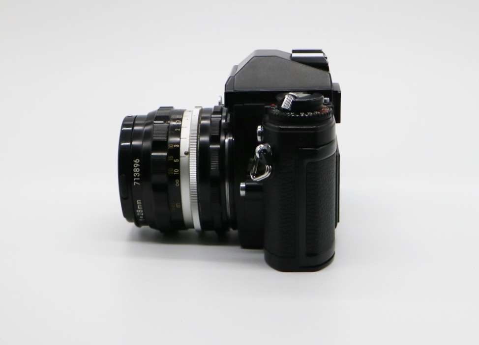 ニコン FG Nikon レンズ NIKKOR-H AUTO 1:3.5 28mm レンズフィルター付きフィルムカメラ 一眼レフカメラ クラシックカメラ ブラック NIKONの画像4