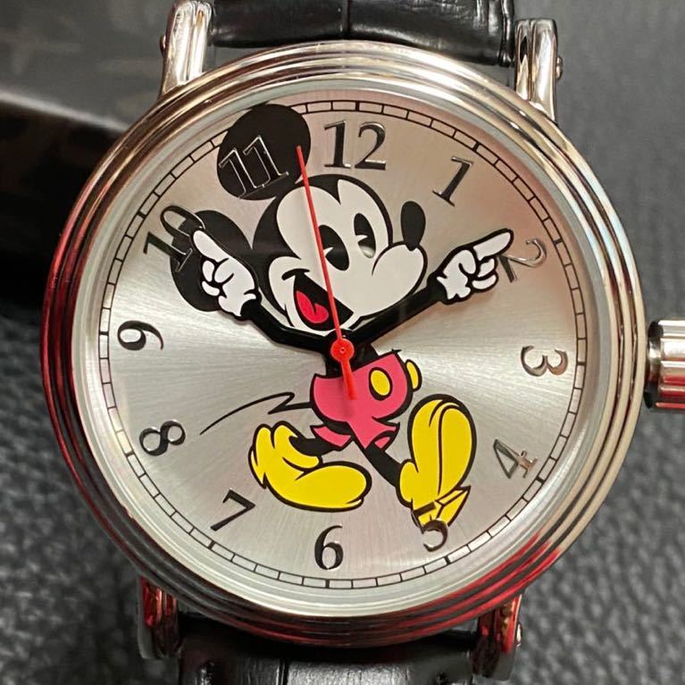 即決　新品 43mm 日本製クオーツ ミッキーマウス Disney シルバーxレザー　MICKEY ミッキー　ディズニー　_画像10