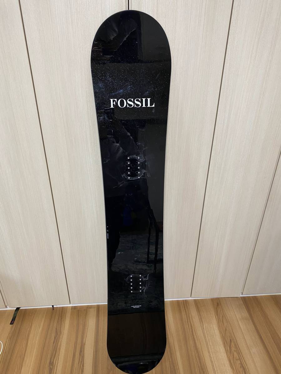 FOSSIL SNOWBOARD 2022モデル 最新アイテム 18-19モデル NATURAL フリーライデイング向き オガサカ製 157cm