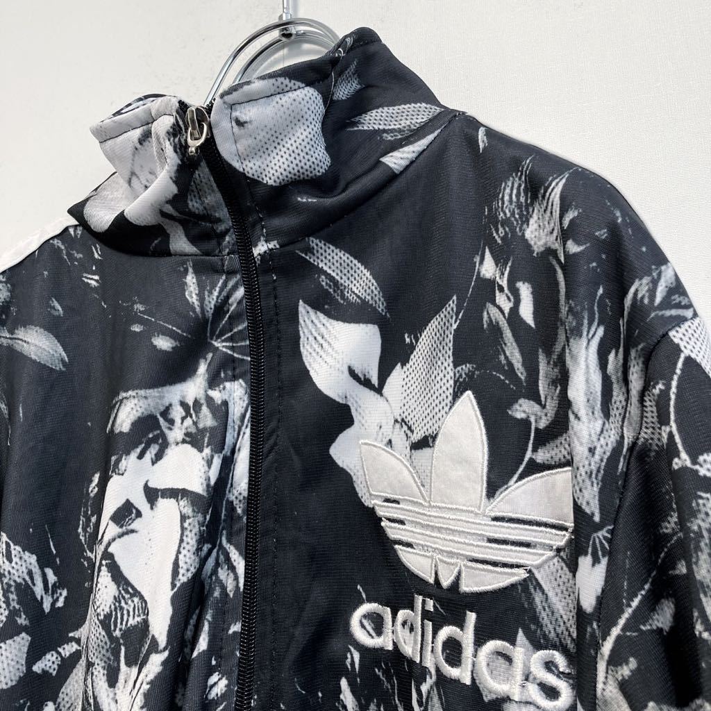 アディダス adidas 花柄 トラックジャージ 黒白 モノトーン アディダス adidas 花柄 トラックジャージ 黒白 モノトーン
