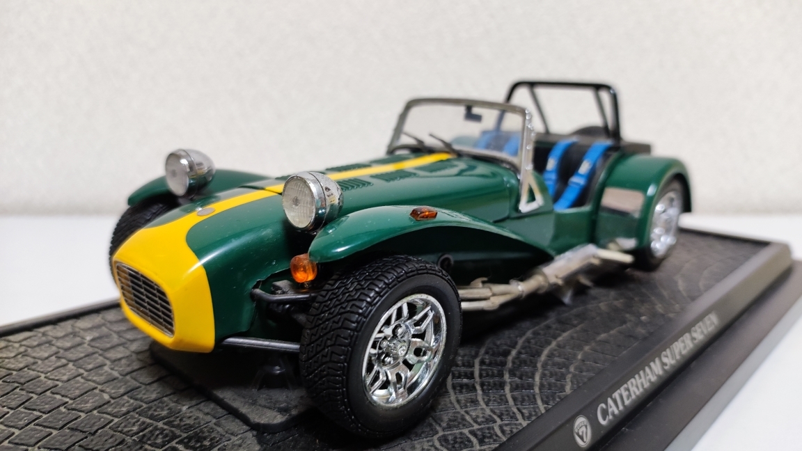 1/18 京商 ケーターハム スーパーセブン CATERHEM SUPER SEVEN No