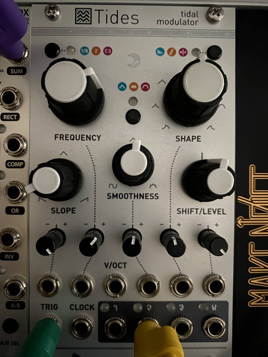 Mutable Instruments Tides mk2 モジュラーシンセ