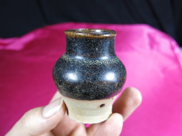 B　褐釉小壺①　南宋時代　遺跡発掘品　焼き物　中国