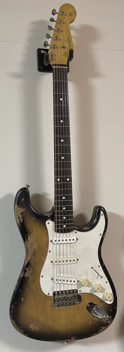 Fender JAPAN ストラトキャスター stratocaster ボディラッカー Fender JAPAN ストラトキャスター stratocaster ボディラッカー