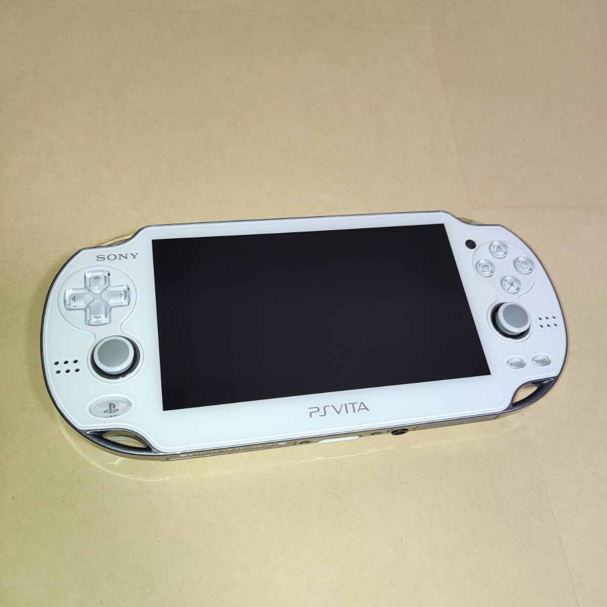 PlayStation Vita PCH-2000 Wi-Fiモデル ホワイト 本体のみ | PSVITA 