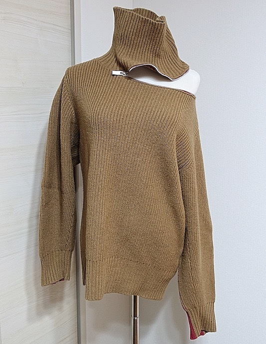 14時までの注文で即日配送 【超美品】サカイ sacai ニット プル