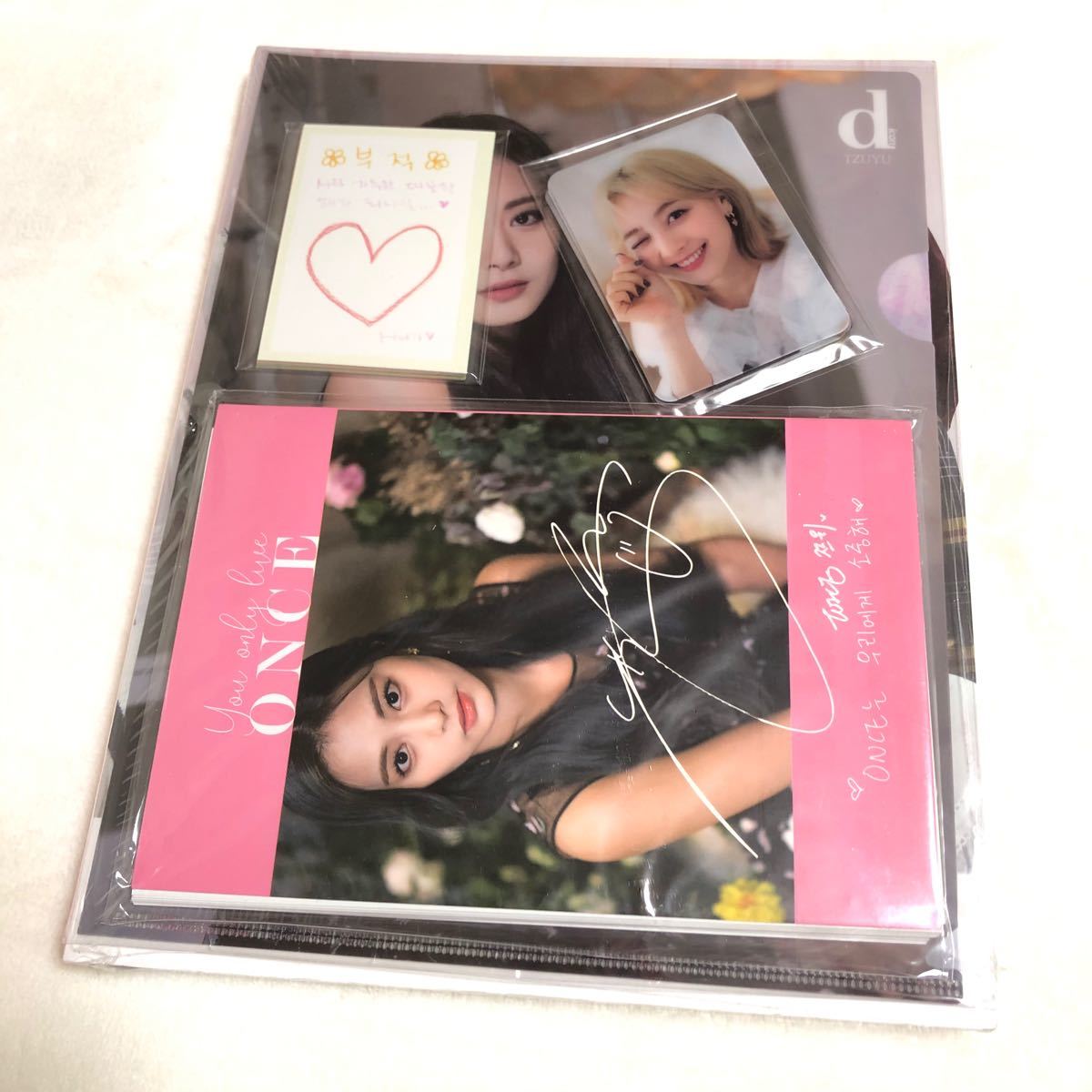Dicon ツウィ 新品未開封 TWICE 雑誌|Yahoo!フリマ(旧PayPay Dicon ツウィ 新品未開封 TWICE 雑誌|Yahoo!フリマ(旧PayPay