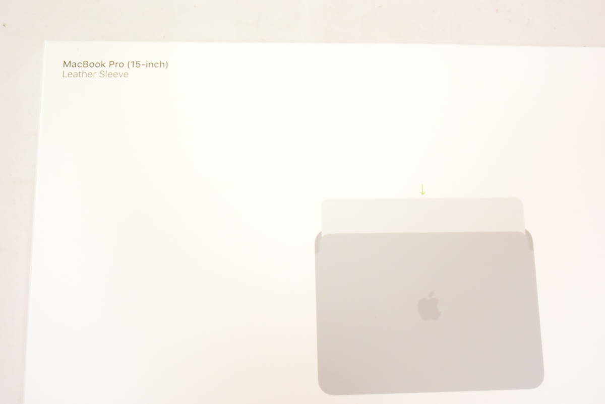 【新品】 Apple アップル 15インチ MacBook レザースリーブ サドルブラウン MRQV2FE/A (純正・国内正規品)_画像4