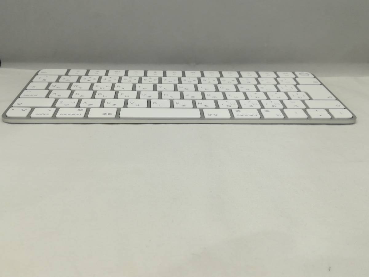 じゃんぱら大阪日本橋3号店】Apple Magic Keyboard（テンキーなし