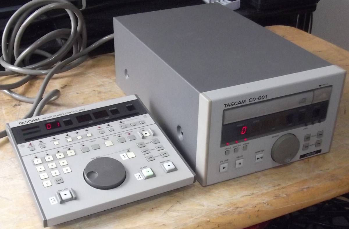 Yahoo!オークション - TASCAM CD-601 RC-601 業務用CDプレーヤー Yahoo!オークション - TASCAM CD-601 RC-601 業務用CDプレーヤー