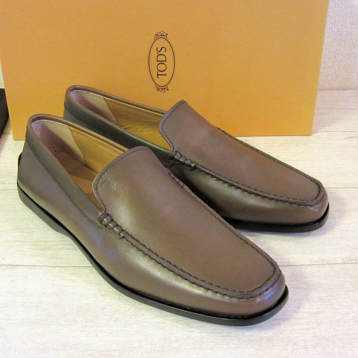 新品 未使用 TOD'S トッズ メンズ ドライビングシューズ ローファー