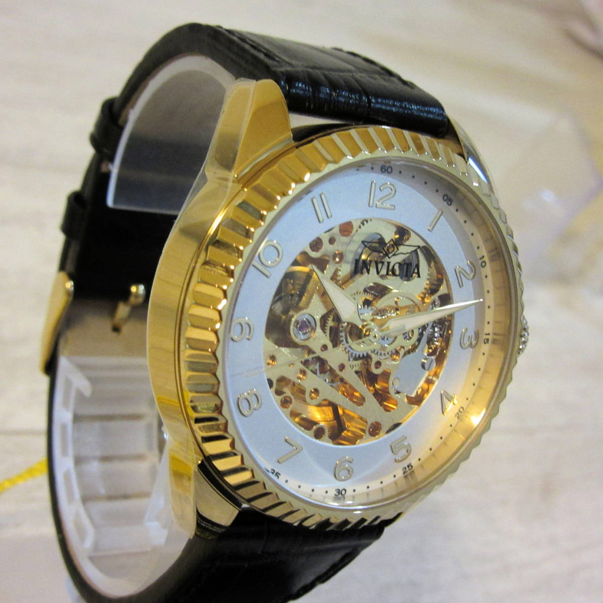 定価7.7万 新品箱入 INVICTA オートマチック 腕時計 スケルトン 美麗 自動巻き 3針 レザーベルト インヴィクタ メンズ ゴールド 金  42mm