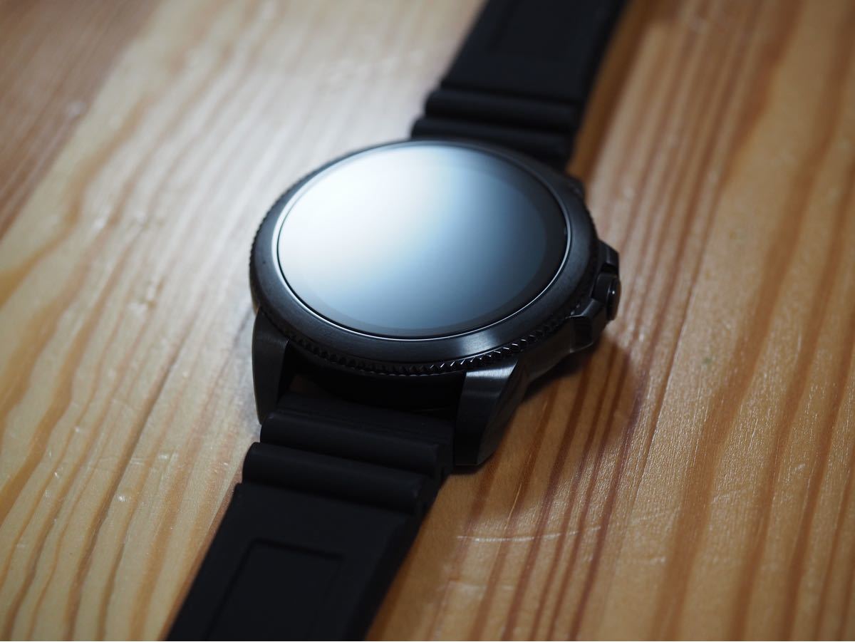 大きい割引 FOSSIL フォッシル FTW4047 HR ウォッチタイプウェアラブル