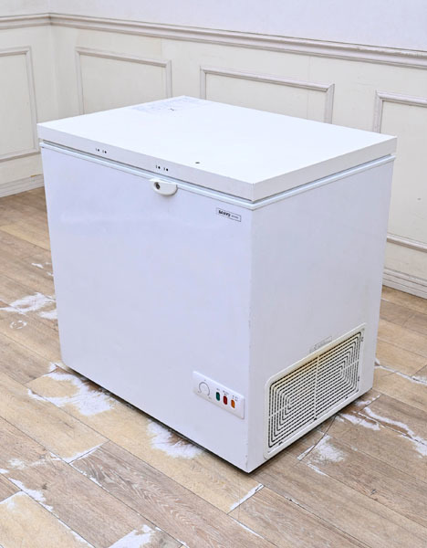 P122 サンヨー 業務用 家庭用 SCR-R22V チェストフリーザー 冷凍庫 冷凍ストッカー 冷凍食品 保存庫