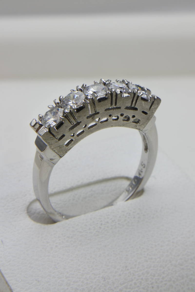 銀９２５ ダイヤモンド（５個付き）指輪　　7号　 2.5ｇ 日本製　美品　①_画像8